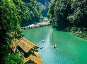 阿依河景区