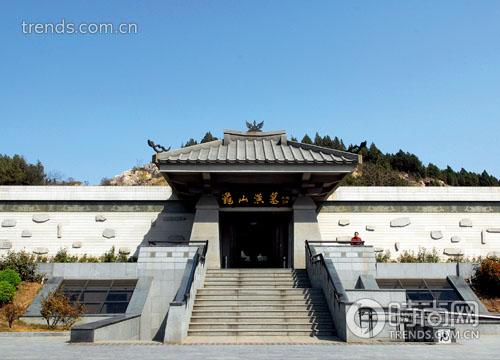 龟山汉墓