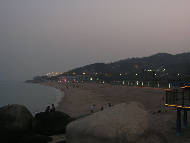 夜幕刚降临的夜景 夜幕刚降临的夜景